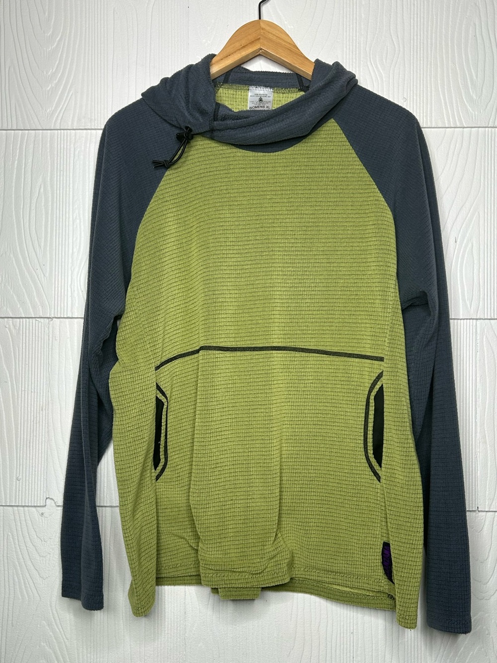 Melanzana Two-Tone Crewneck - Olive Green & Charcoal
